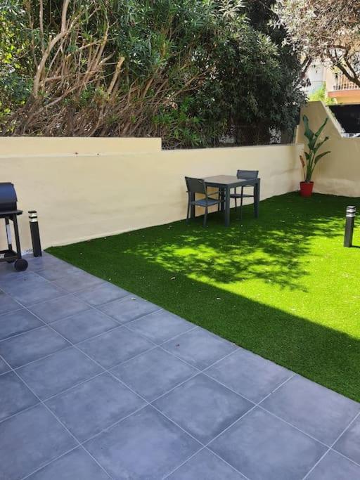 Superbe appartement avec jacuzzi et extérieur Perpignan Extérieur photo