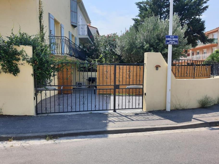 Superbe appartement avec jacuzzi et extérieur Perpignan Extérieur photo